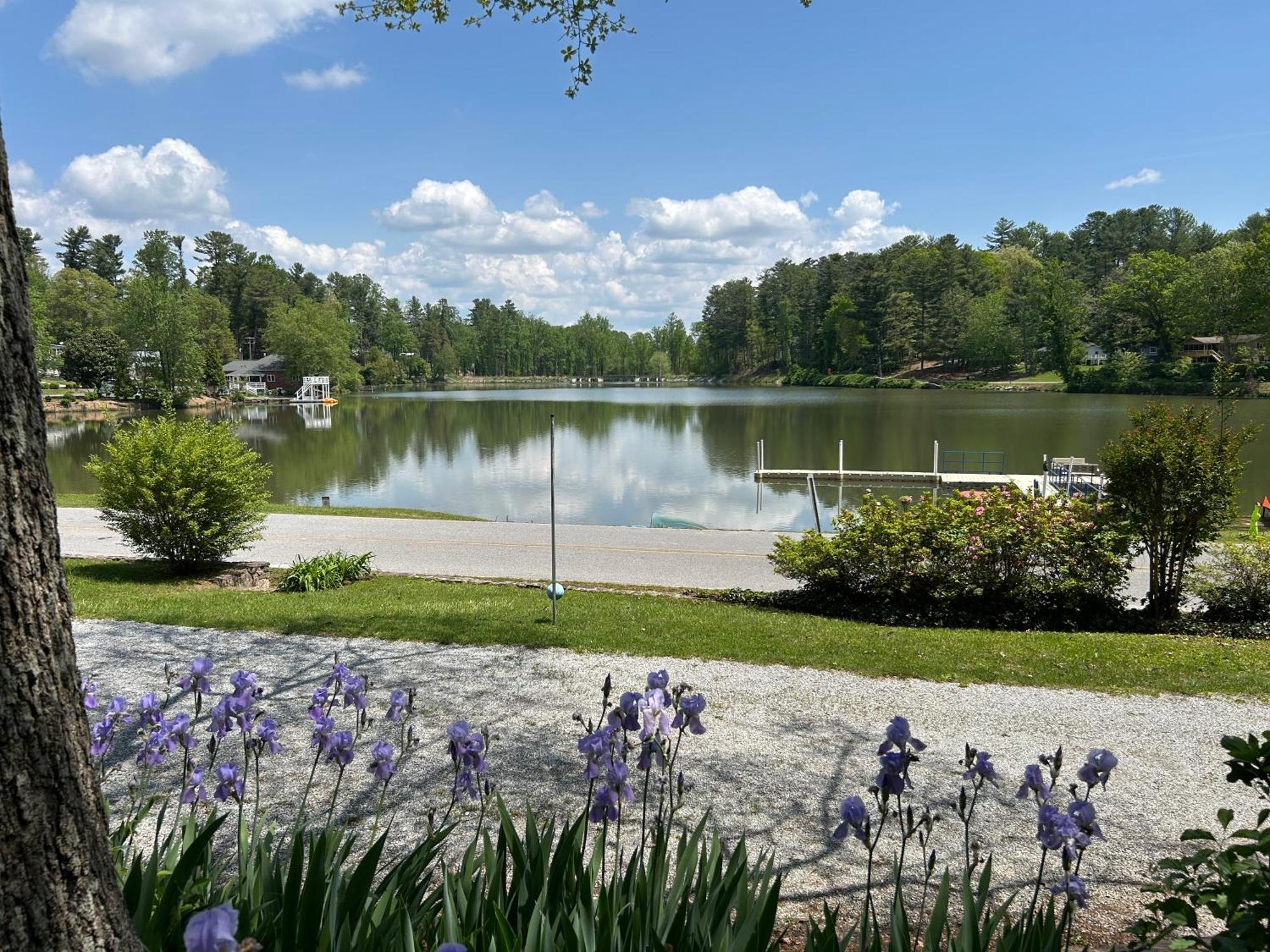 Mountain Lake Cottages Hendersonville Exterior foto